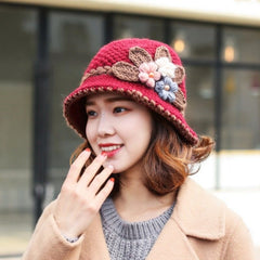 Knitted hat with vintage floral pattern