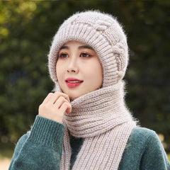 Woman's Hat and Scarf Set